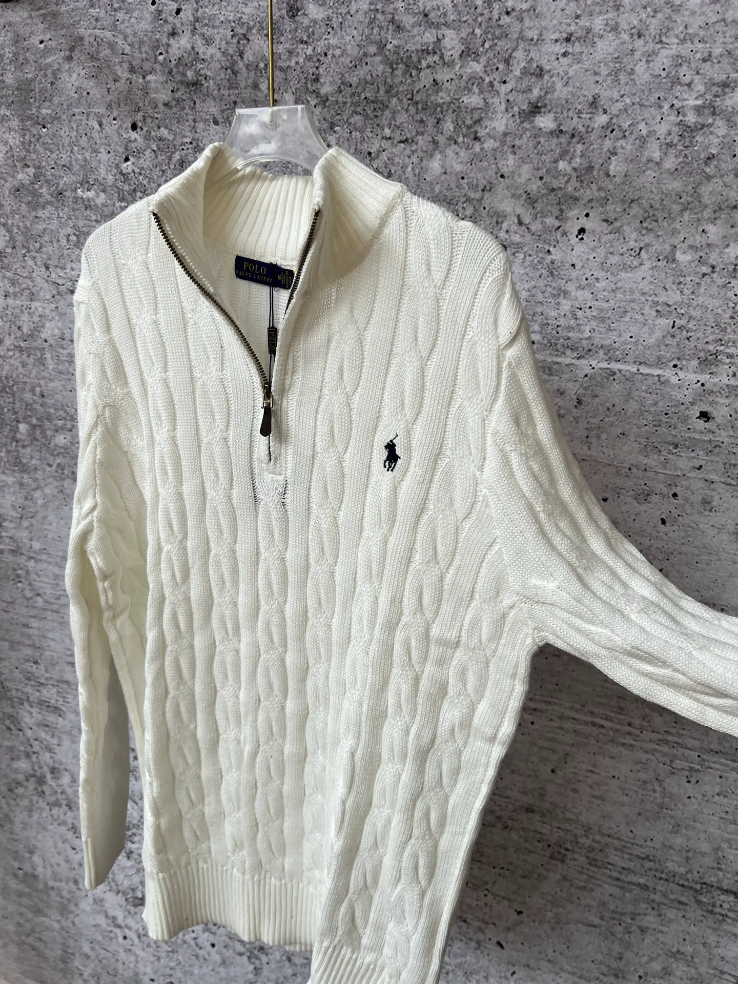 P240 Ralph Lauren classic unisex half-zip rubberized sweater, popular on all major platforms, original and consistent washed fabrics, workmanship details restored to the original, original pony embroidery on the chest, original custom-made hardware accessories